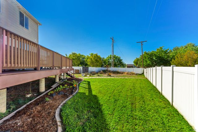 1714 S 1450 W, Woods Cross, UT 84087