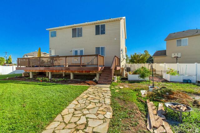 1714 S 1450 W, Woods Cross, UT 84087