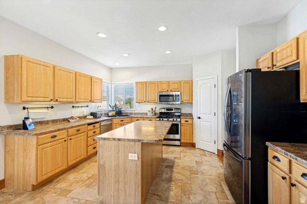 1714 S 1450 W, Woods Cross, UT 84087 — photo 5