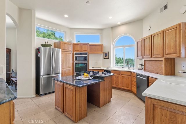 18380 Avenida Caleta, Murrieta, CA 92562