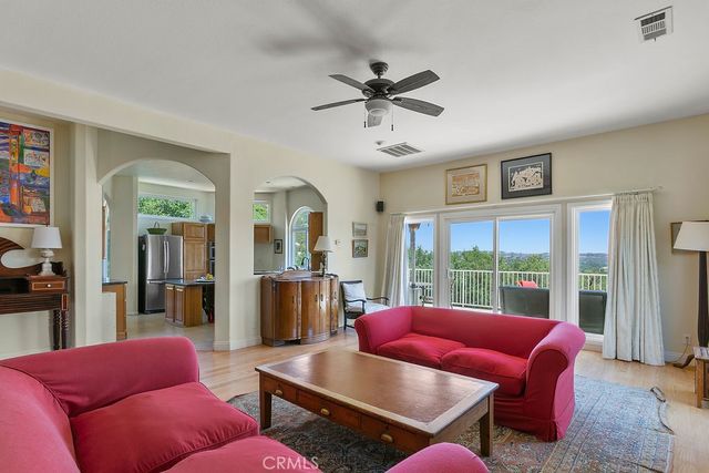 18380 Avenida Caleta, Murrieta, CA 92562