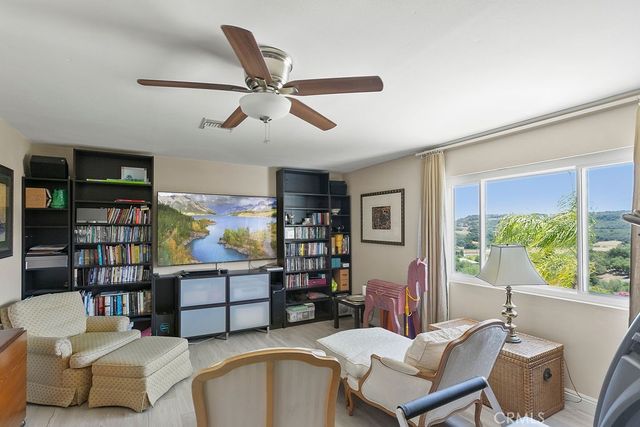 18380 Avenida Caleta, Murrieta, CA 92562