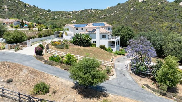 18380 Avenida Caleta, Murrieta, CA 92562