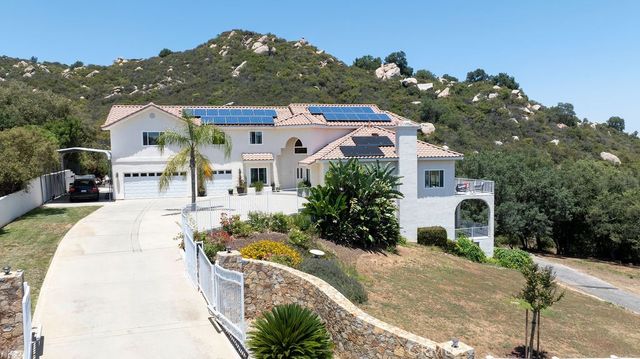 18380 Avenida Caleta, Murrieta, CA 92562