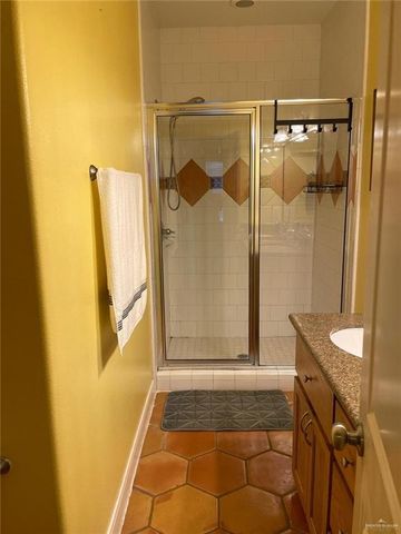 1412 E Keeton Avenue 18, Mcallen, TX 78503