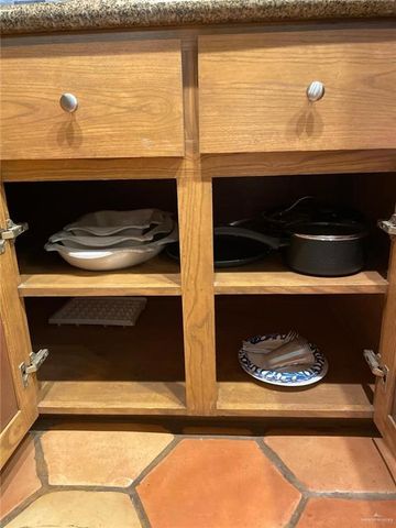 1412 E Keeton Avenue 18, Mcallen, TX 78503