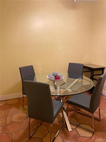 1412 E Keeton Avenue 18, Mcallen, TX 78503