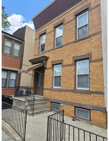 72-37 66th Street 2, Glendale, NY 11385
