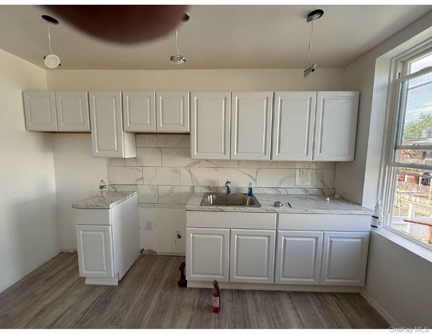 72-37 66th Street 2, Glendale, NY 11385