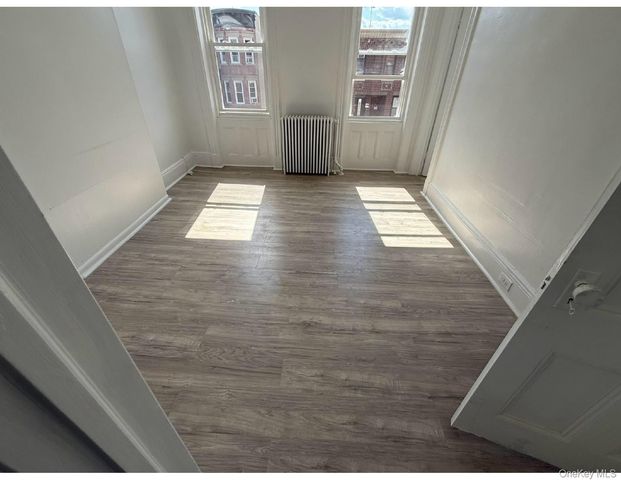 72-37 66th Street 2, Glendale, NY 11385