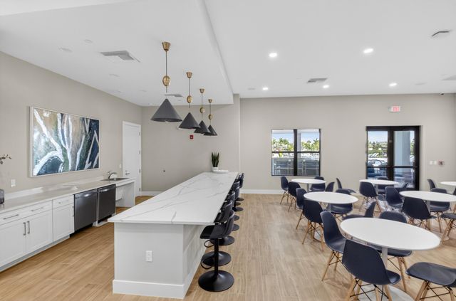 13682 Via Flora A, Delray Beach, FL 33484