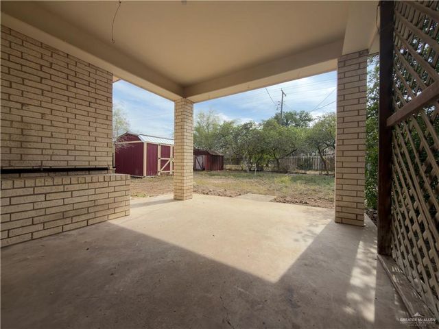 520 W Samano Street, Edinburg, TX 78539