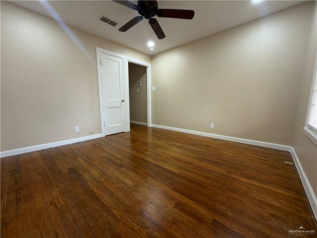 520 W Samano Street, Edinburg, TX 78539