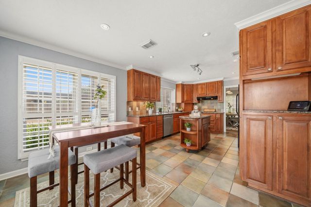 3919 E Wisteria Circle, Sugar Land, TX 77479