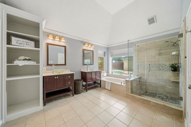 3919 E Wisteria Circle, Sugar Land, TX 77479