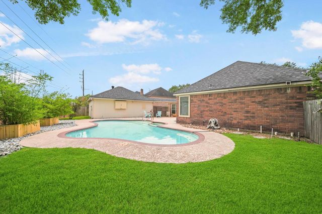 3919 E Wisteria Circle, Sugar Land, TX 77479