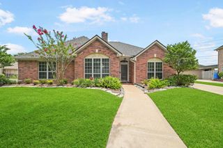 3919 E Wisteria Circle, Sugar Land, TX 77479