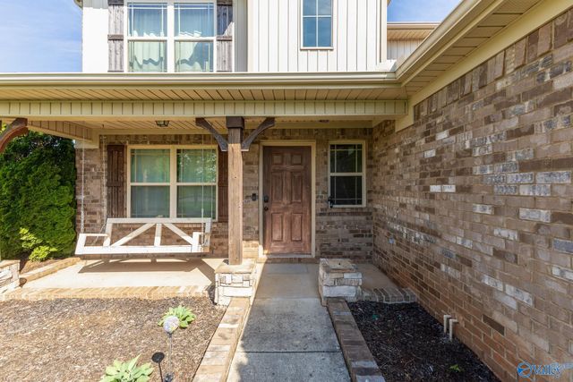 214 Briarcrest Road, Hazel Green, AL 35750