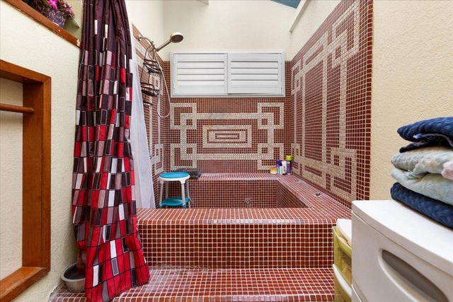 9467 Bond Rd, Elk Grove, CA 95624