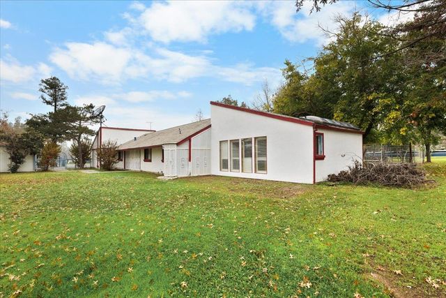 9467 Bond Rd, Elk Grove, CA 95624