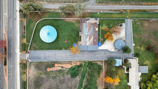 9467 Bond Rd, Elk Grove, CA 95624