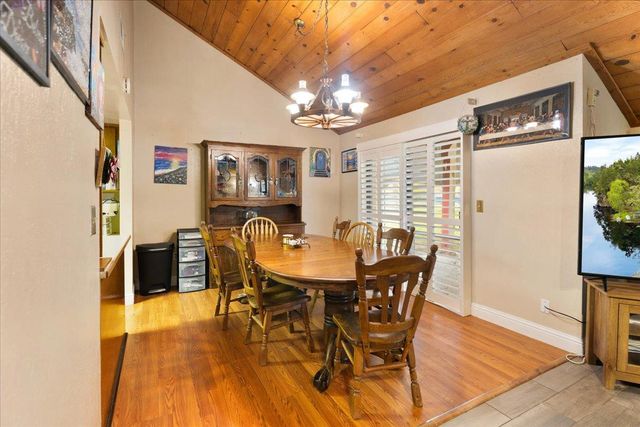 9467 Bond Rd, Elk Grove, CA 95624