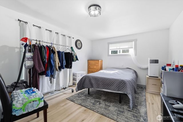 214 E 68th Street, Tacoma, WA 98404
