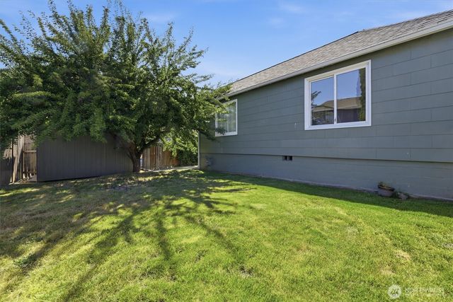 214 E 68th Street, Tacoma, WA 98404