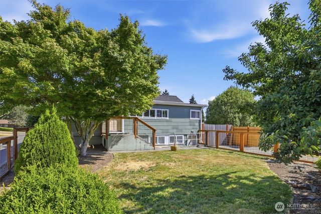 214 E 68th Street, Tacoma, WA 98404
