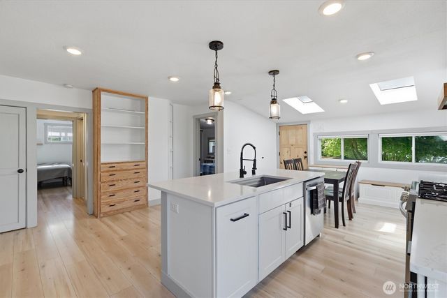 214 E 68th Street, Tacoma, WA 98404