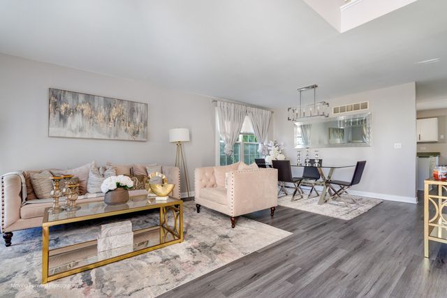 1721 Hidden Oaks Court, Plainfield, IL 60586