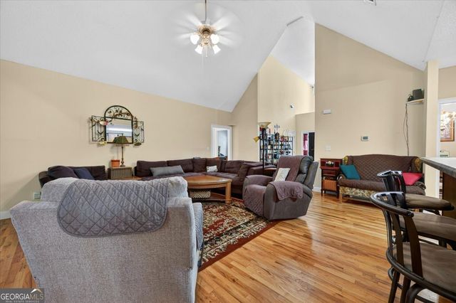 619 Grayridge Road, Gray, GA 31032