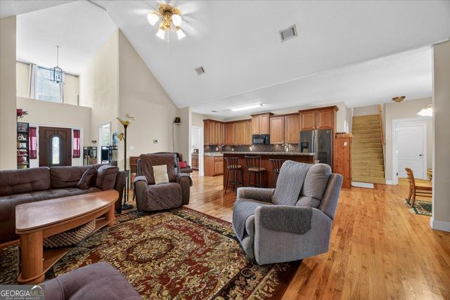 619 Grayridge Road, Gray, GA 31032