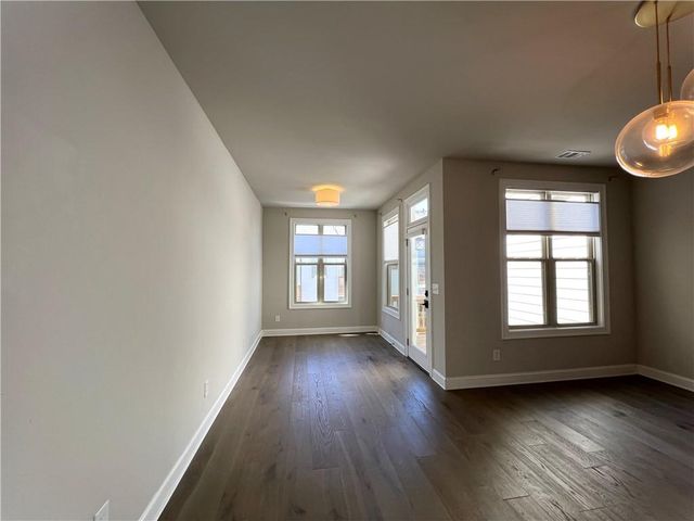 4353 Parkside Place, Atlanta, GA 30342