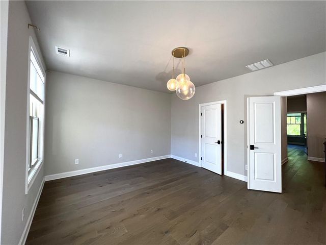 4353 Parkside Place, Atlanta, GA 30342