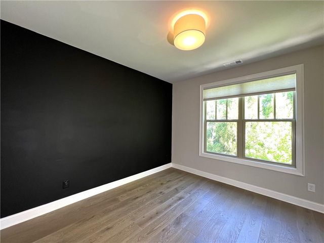 4353 Parkside Place, Atlanta, GA 30342
