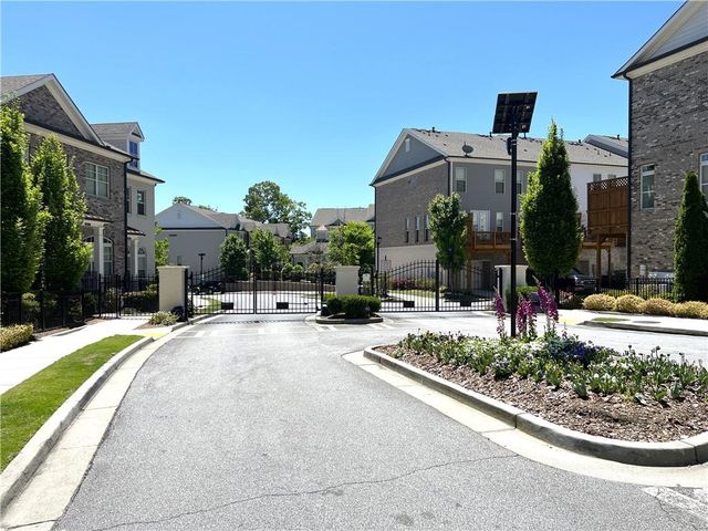 4353 Parkside Place, Atlanta, GA 30342