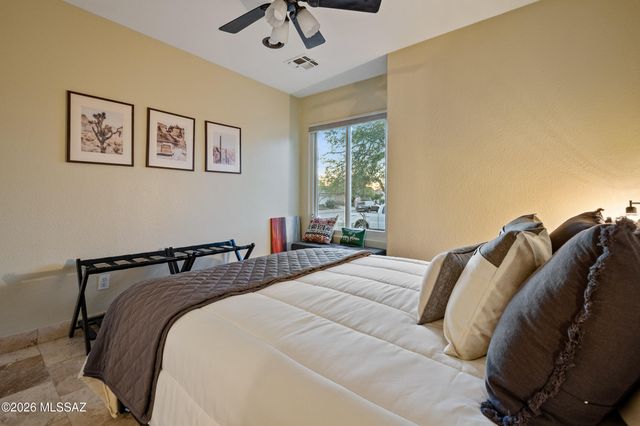 13218 N Lost Artifact Lane, Oro Valley, AZ 85755
