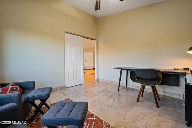 13218 N Lost Artifact Lane, Oro Valley, AZ 85755