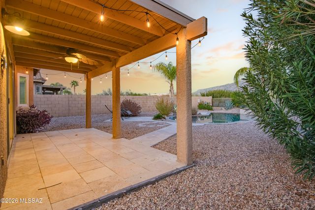 13218 N Lost Artifact Lane, Oro Valley, AZ 85755