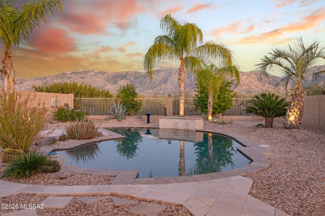 13218 N Lost Artifact Lane, Oro Valley, AZ 85755