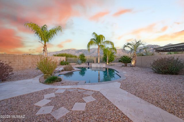 13218 N Lost Artifact Lane, Oro Valley, AZ 85755