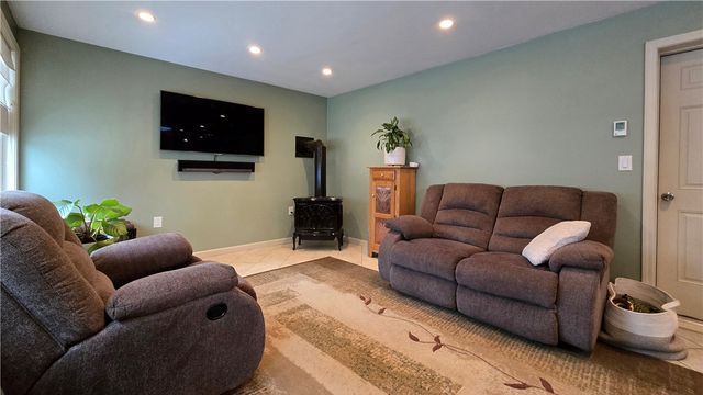 17 Lyons Drive, Big Flats, NY 14845