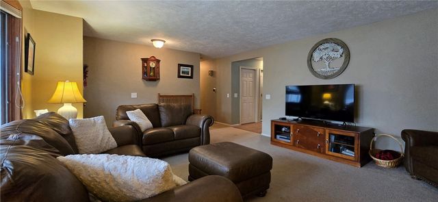 17 Lyons Drive, Big Flats, NY 14845