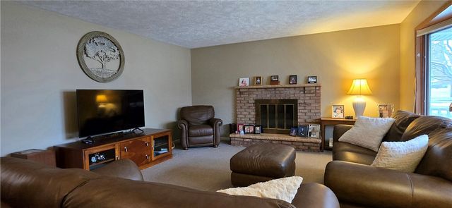 17 Lyons Drive, Big Flats, NY 14845