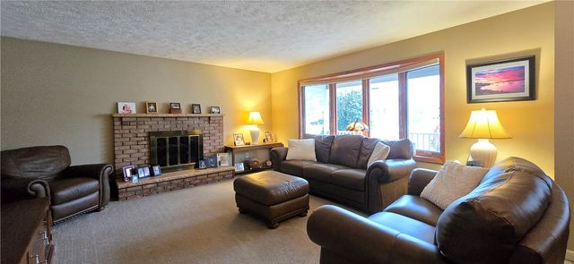 17 Lyons Drive, Big Flats, NY 14845