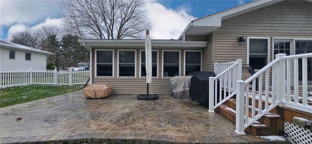 17 Lyons Drive, Big Flats, NY 14845