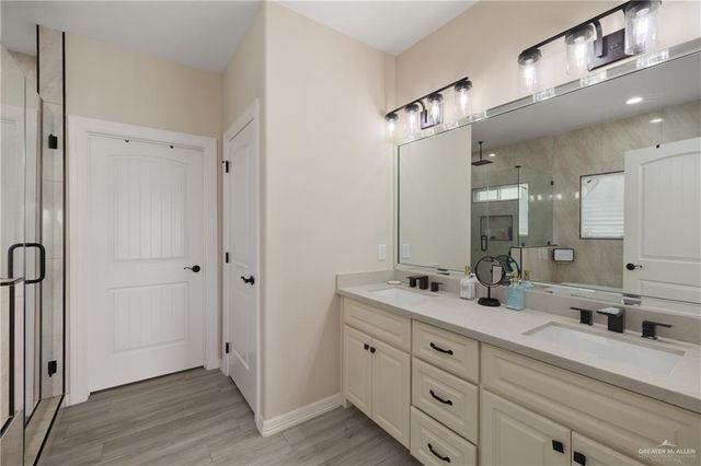 35002 Longhorn Drive, Edinburg, TX 78542
