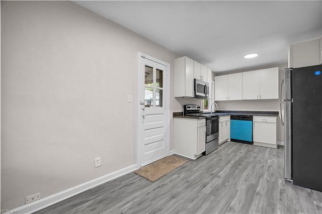 2504 Cromwell DR, Norfolk, VA 23509