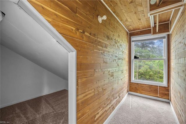 2504 Cromwell DR, Norfolk, VA 23509